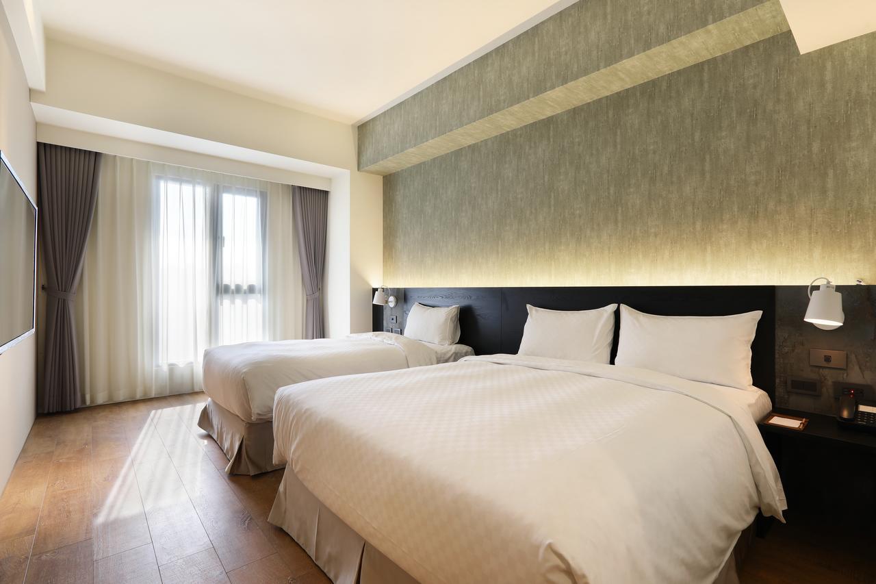คุน ทัวร์ โฮเต็ล Hotel ไถจง ภายนอก รูปภาพ