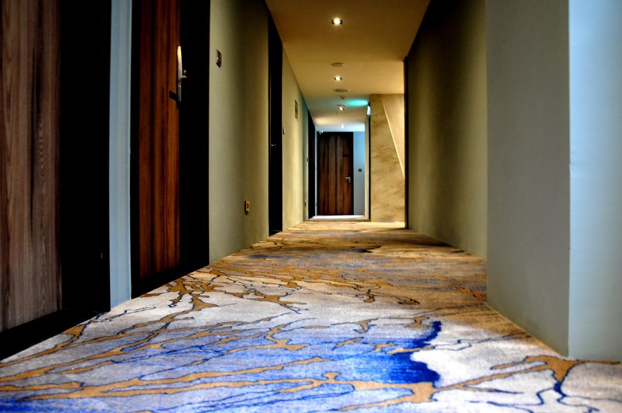 คุน ทัวร์ โฮเต็ล Hotel ไถจง ภายนอก รูปภาพ