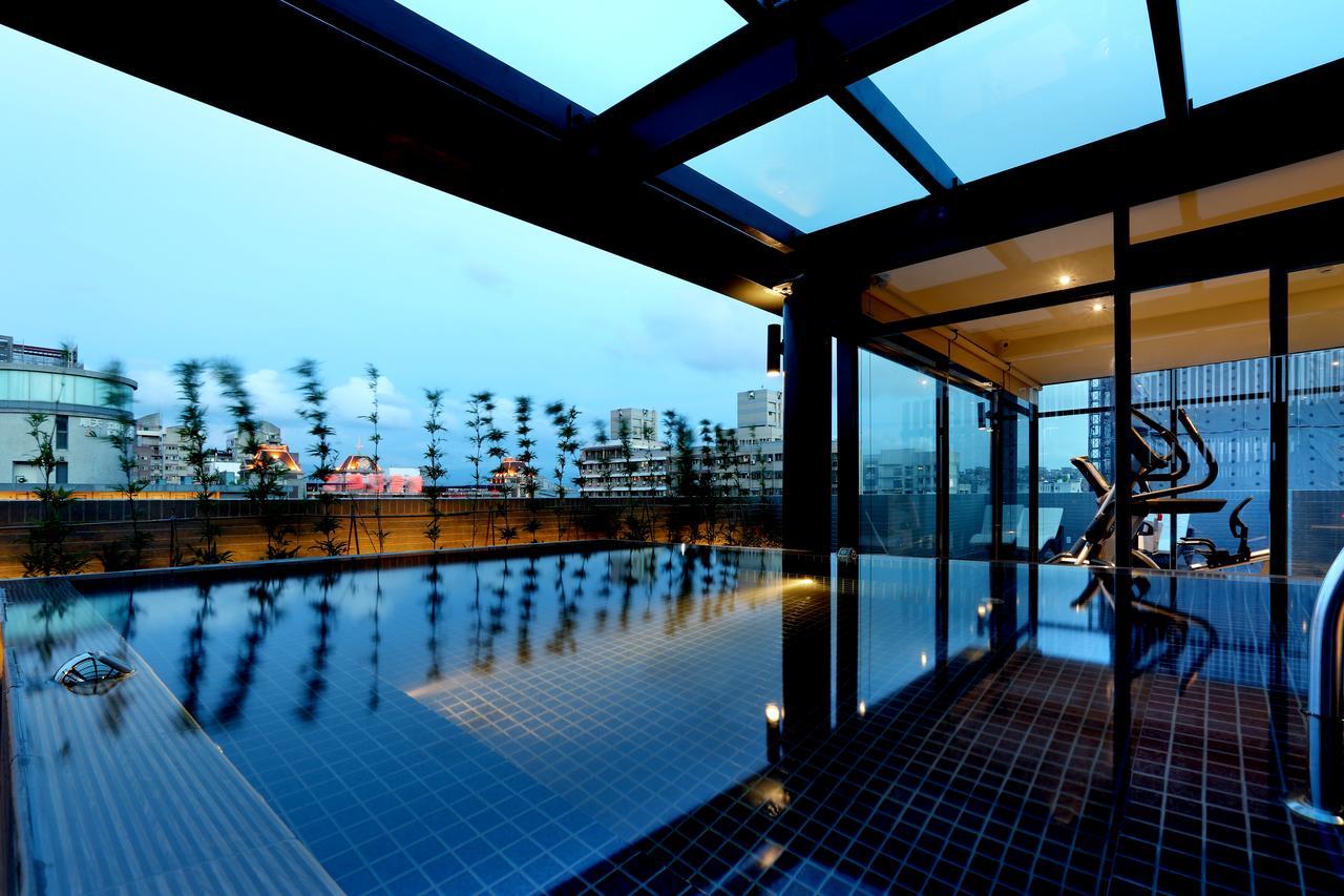 คุน ทัวร์ โฮเต็ล Hotel ไถจง ภายนอก รูปภาพ