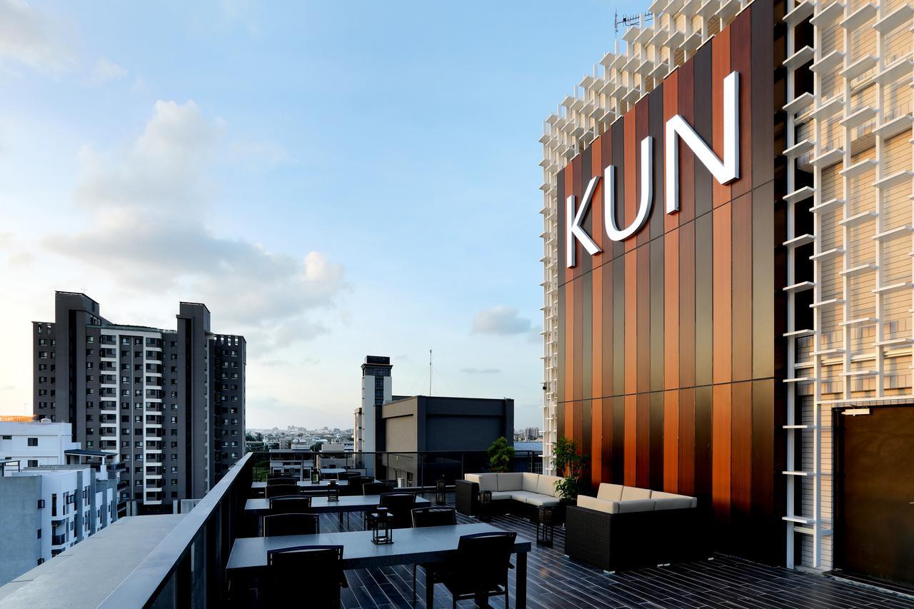 คุน ทัวร์ โฮเต็ล Hotel ไถจง ภายนอก รูปภาพ